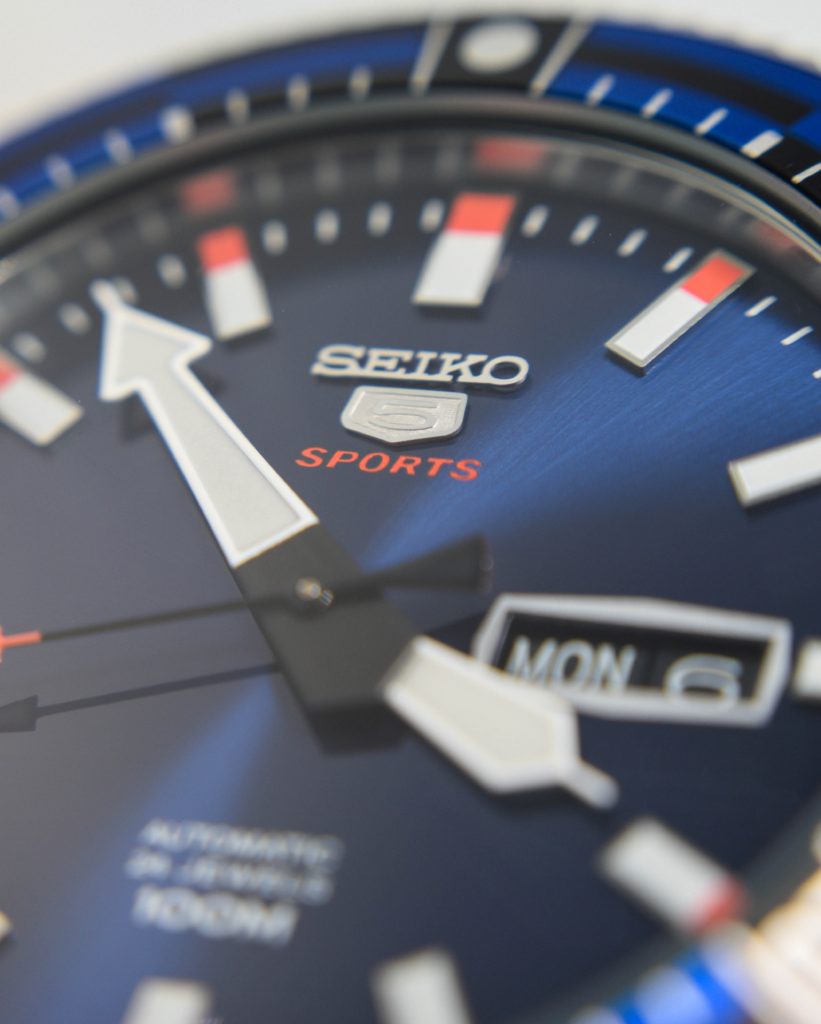 Seiko 5 Sports 