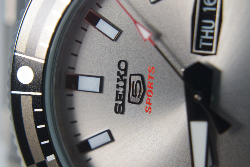 Seiko 5 Sports 