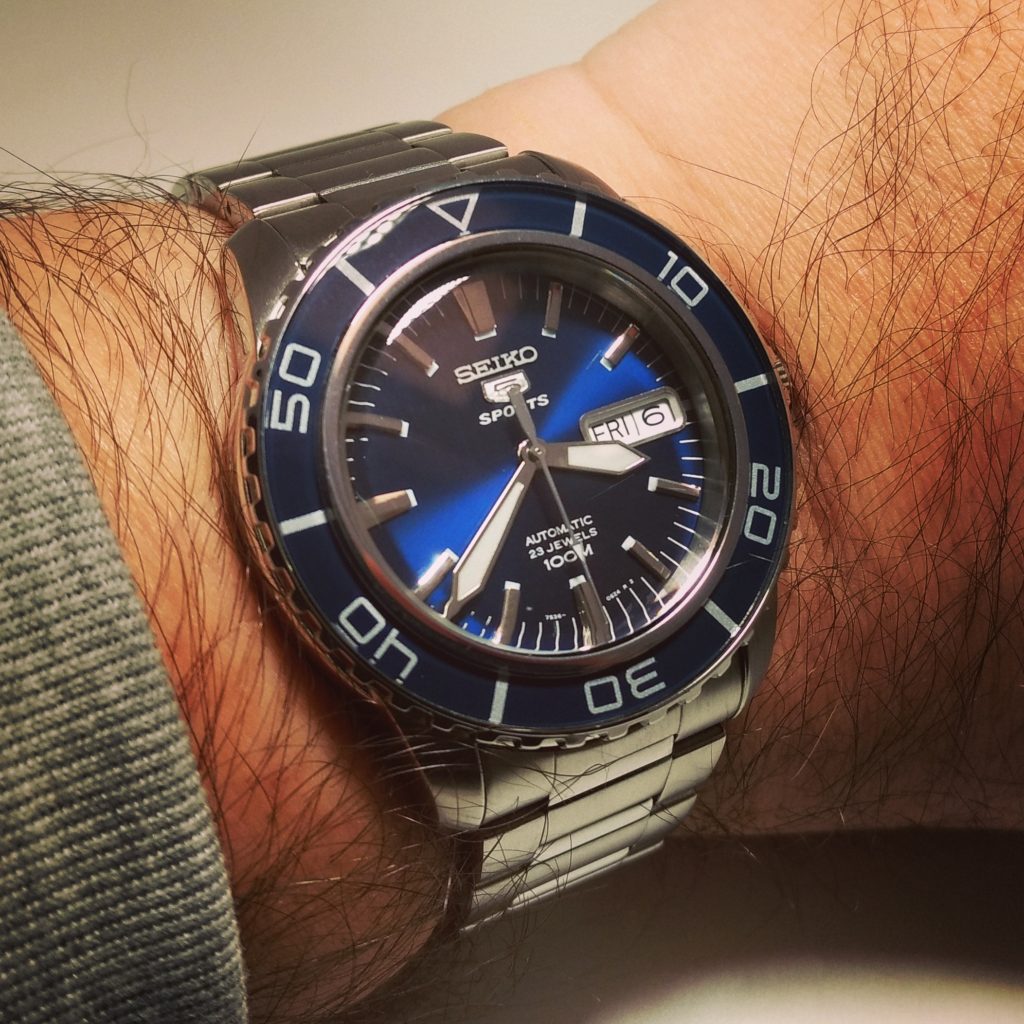 Seiko 5 Sports Automatic - Review - 12&60