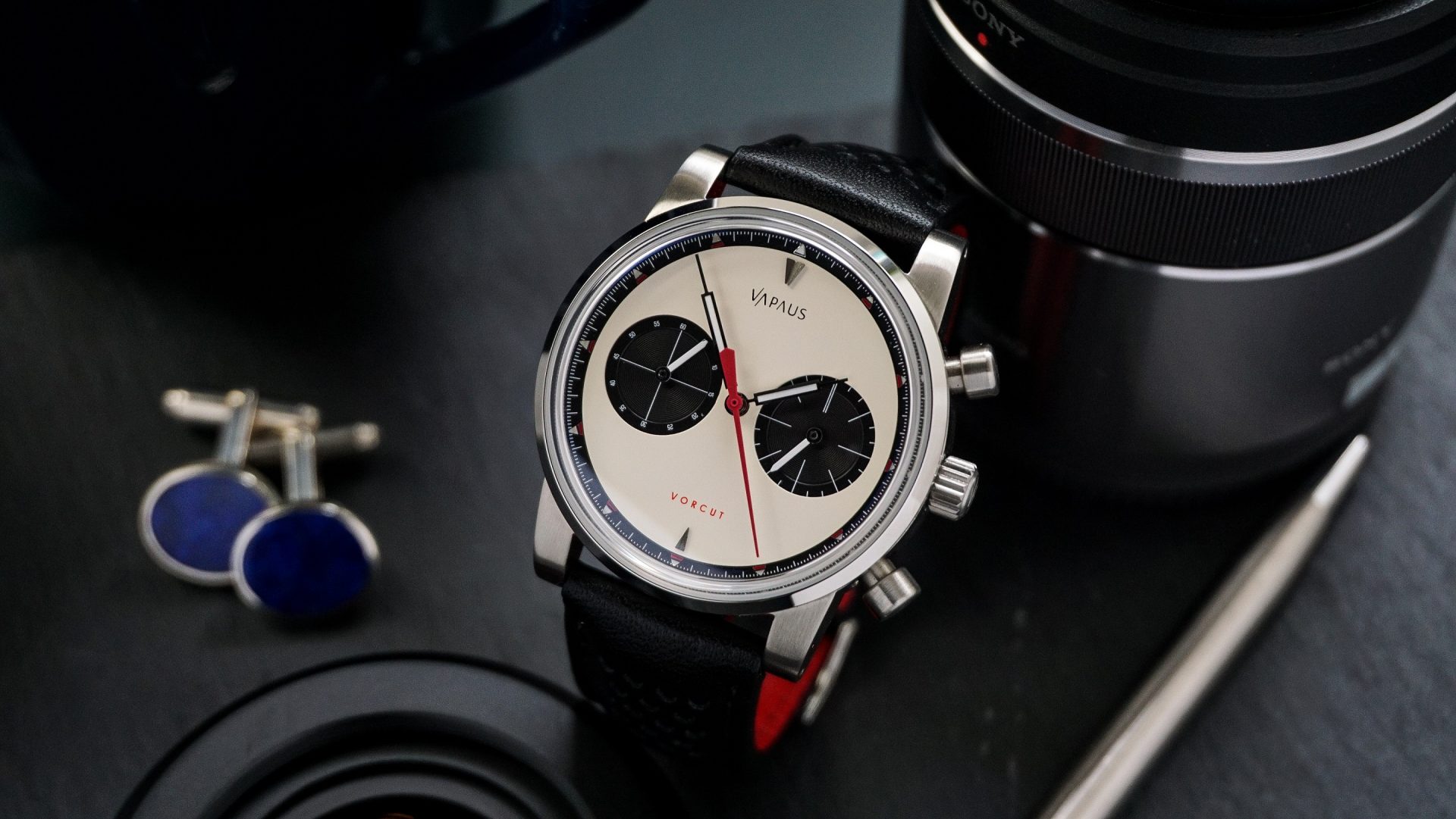 Vapaus Vorcut Meca-quartz chronograph