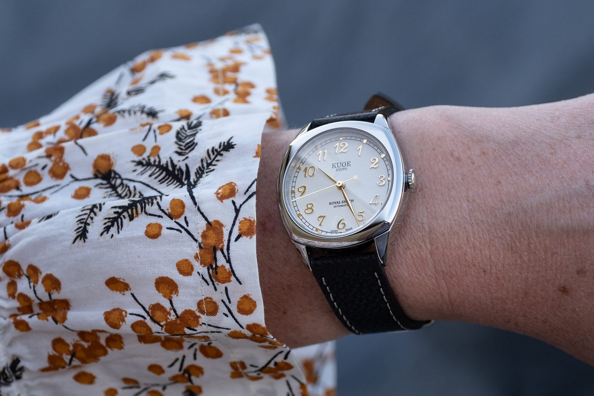 KUOE Royal Smith 90008 The Small Watch, That’s Big On Personality! 12&60