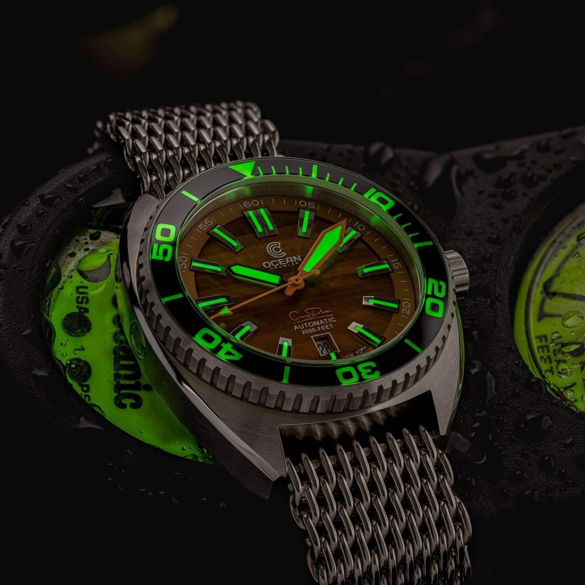 core-diver-tigers-eye-edition-2-straps-included-preorder-1540211
